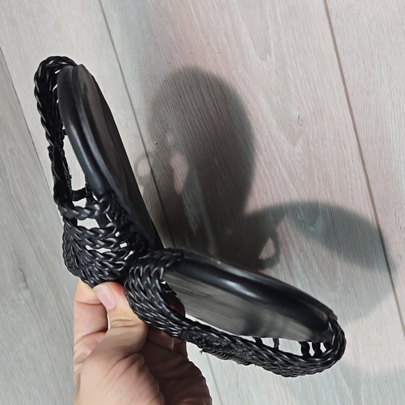 Torrid Women Black Braided Strappy Slip On Sandals Shoes Sz 9.5WW Extra Width - Picture 4 of 10